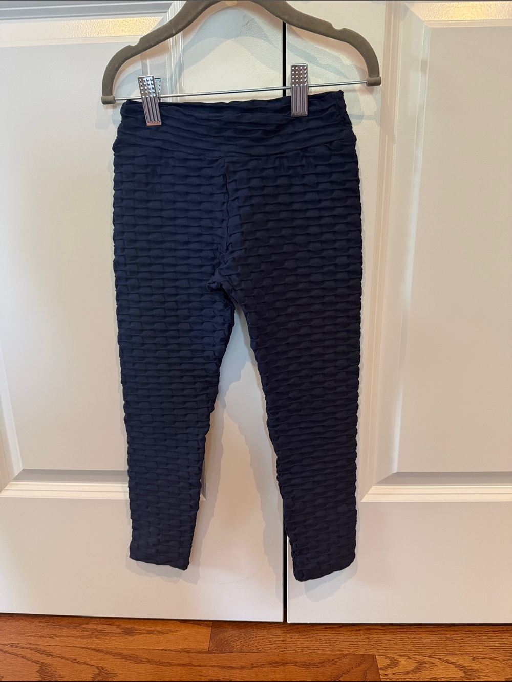 Booty by Brabants Navy Textured Kids Leggings size 8-12